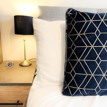 Arden House -modern, Stylish 3-bed Near Solihull, Nec, World, Airport,hs2 Holiday home