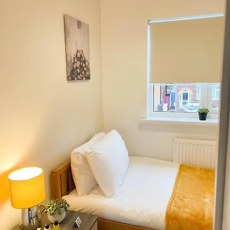 Arden House -modern, Stylish 3-bed Near Solihull, Nec, World, Airport,hs2 Birmingham